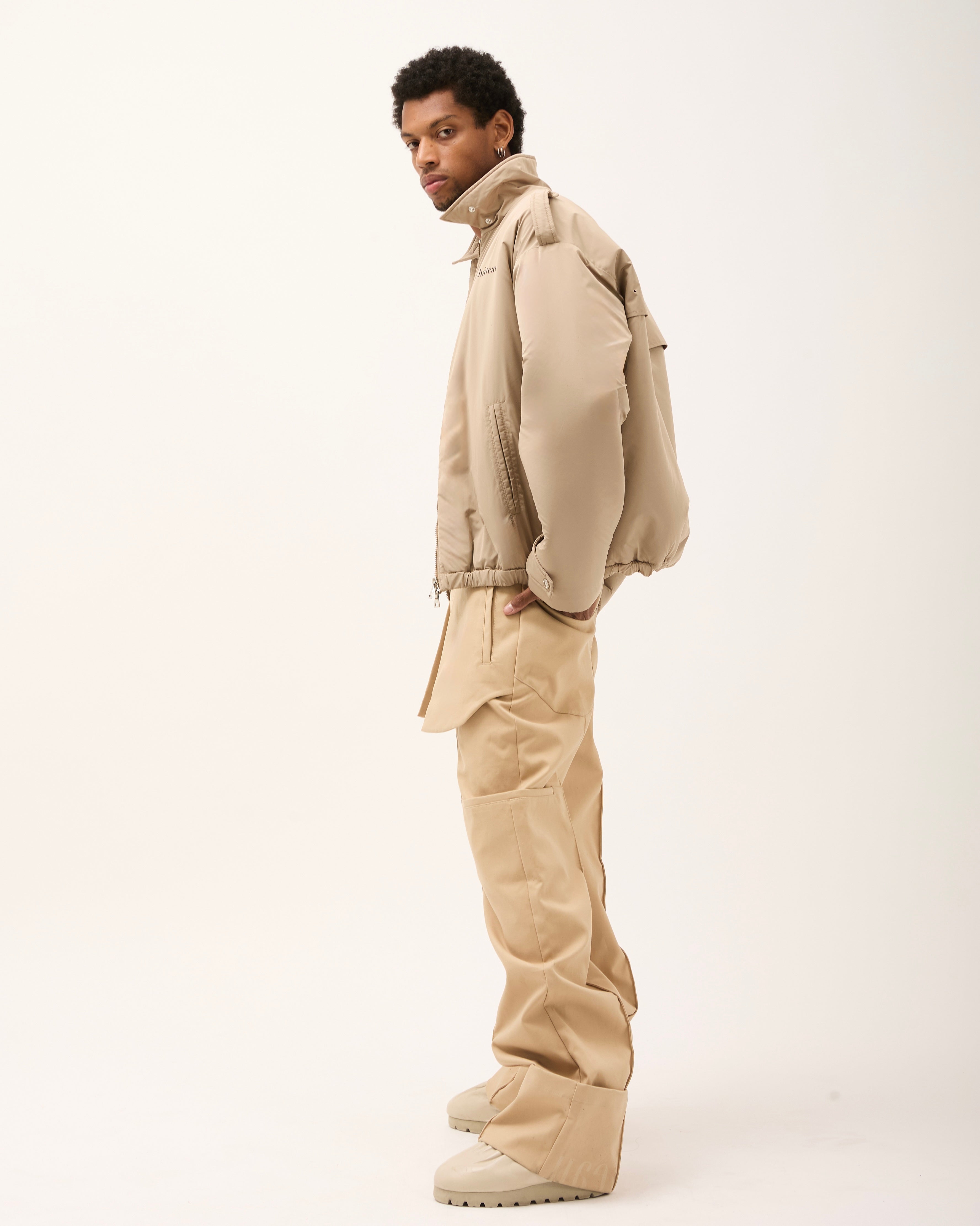 PILLOW JACKET - Beige