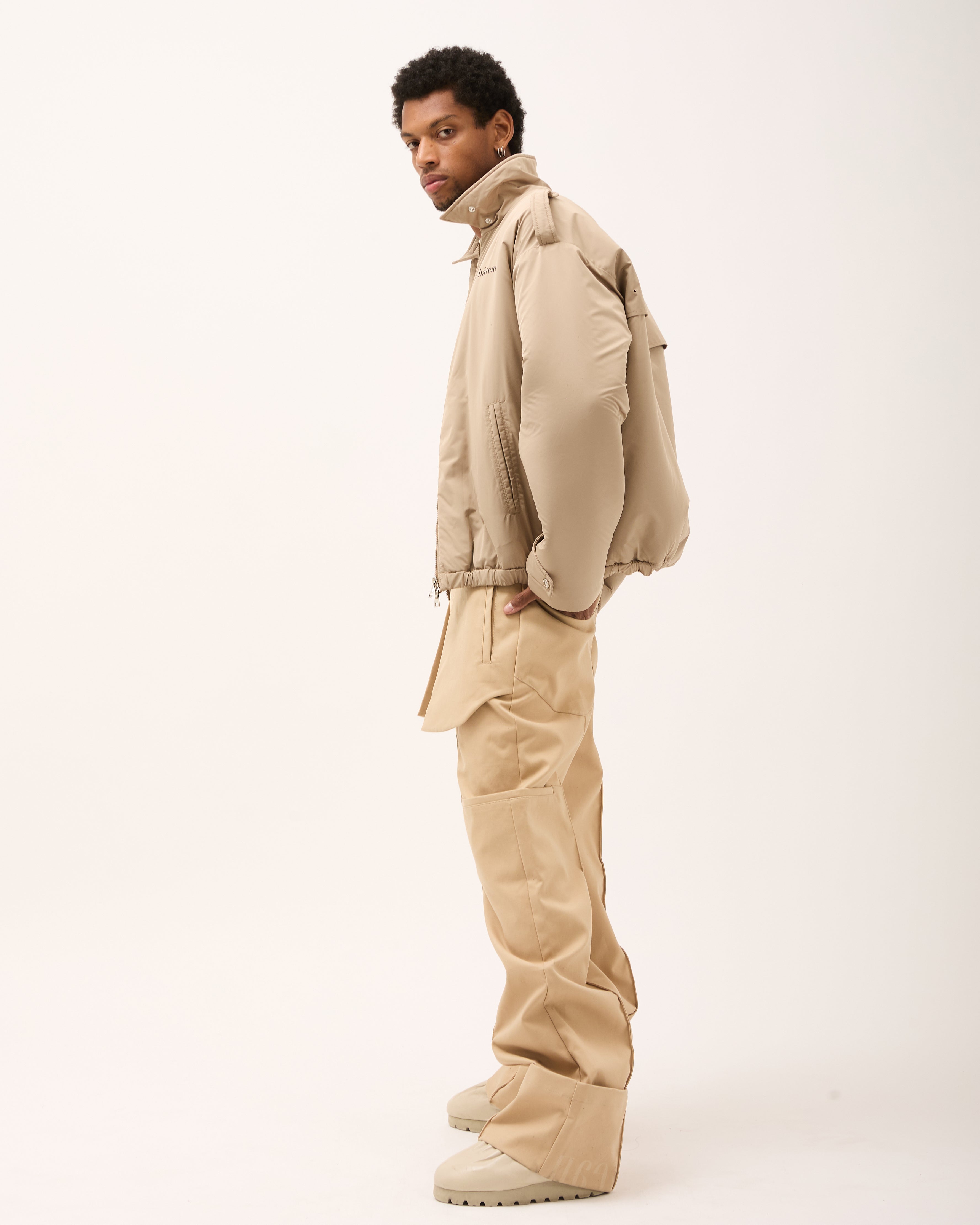 PILLOW JACKET - Beige