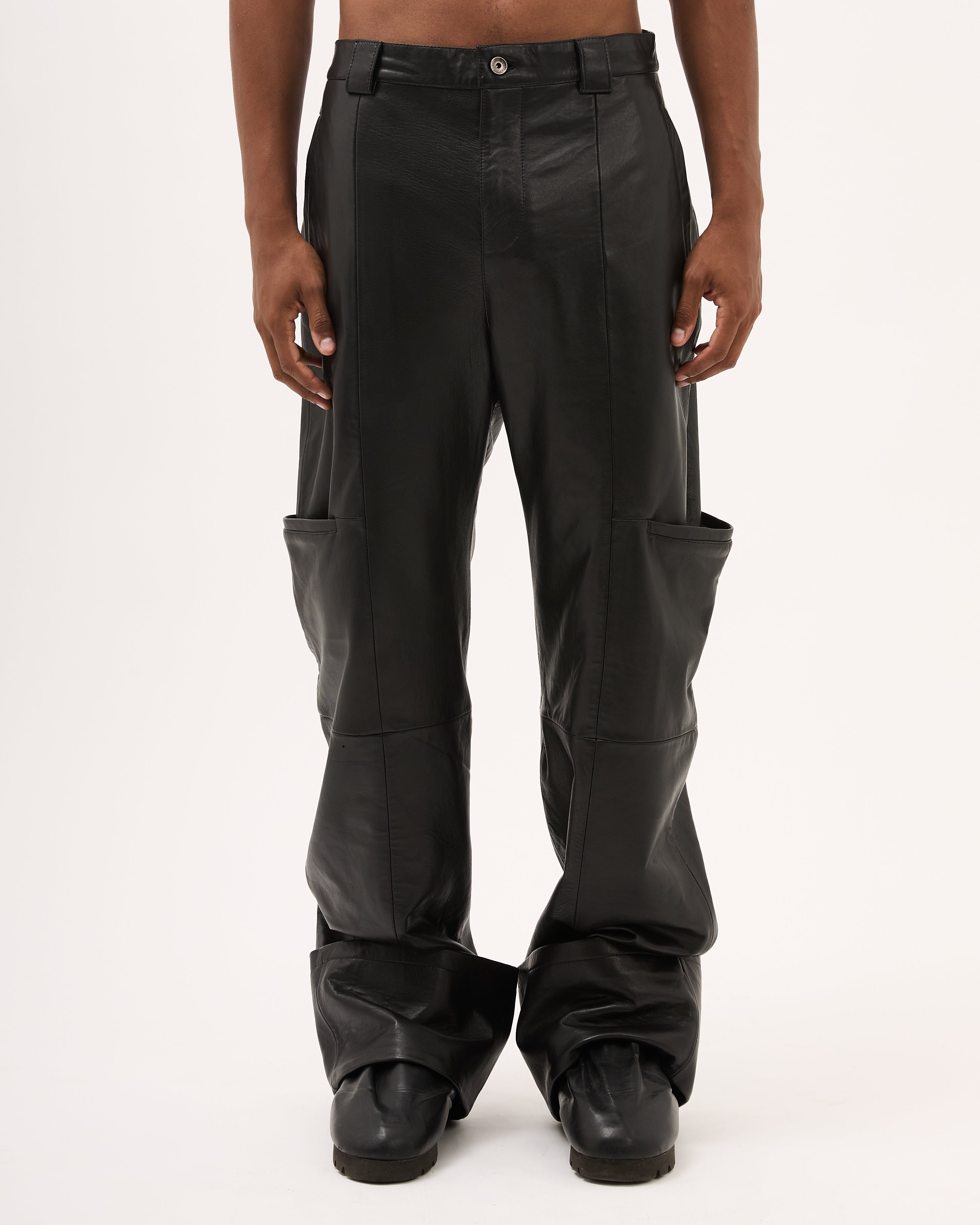 DESTRUCTURED LEATHER PANT - Black